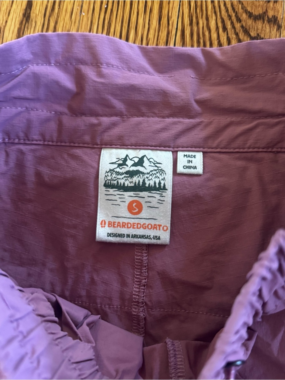 Bearded Goat Women's Alpina Shorts Size Small Pink Jogging Hiking Utility EUC - Picture 3 of 6
